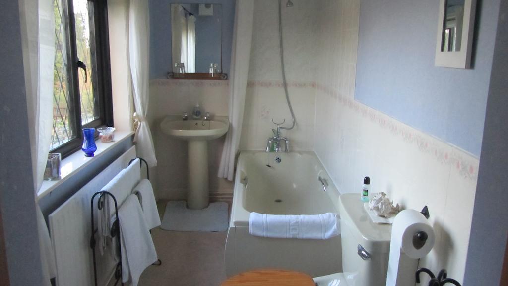 Wickham House Bed & Breakfast Cornisholme Room photo